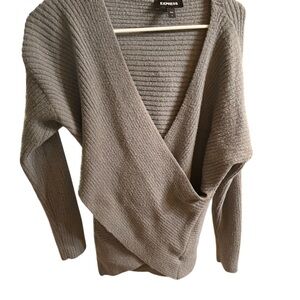 Blue Express Women's V-Neck faux wrap luxurious sweater/ small easily a medium